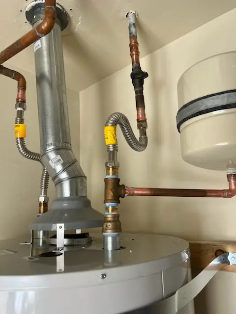 Water heater installation and plumbing repair in Kings Mill